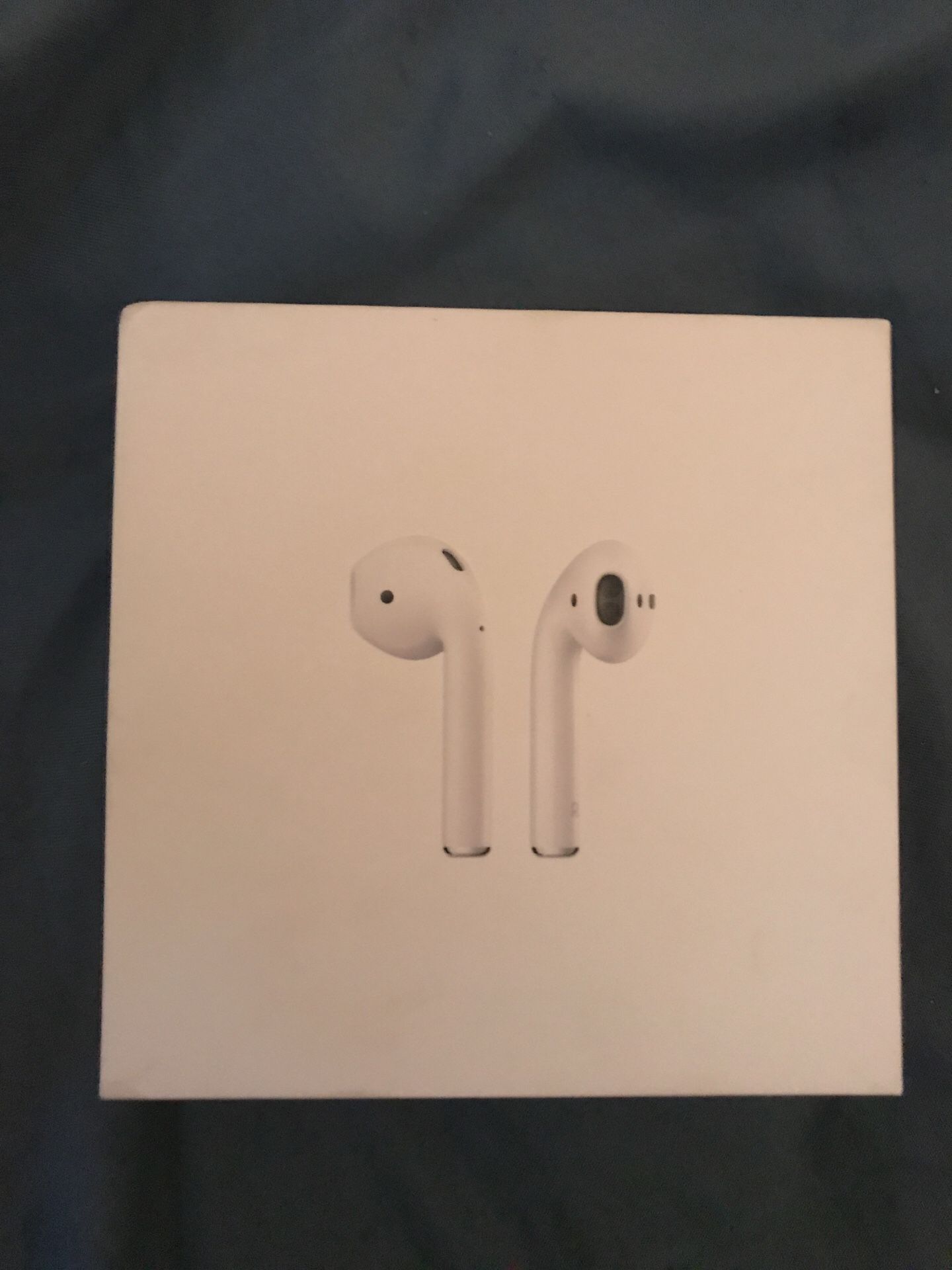 Apple AirPods