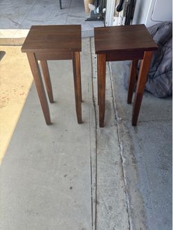 2 side tables