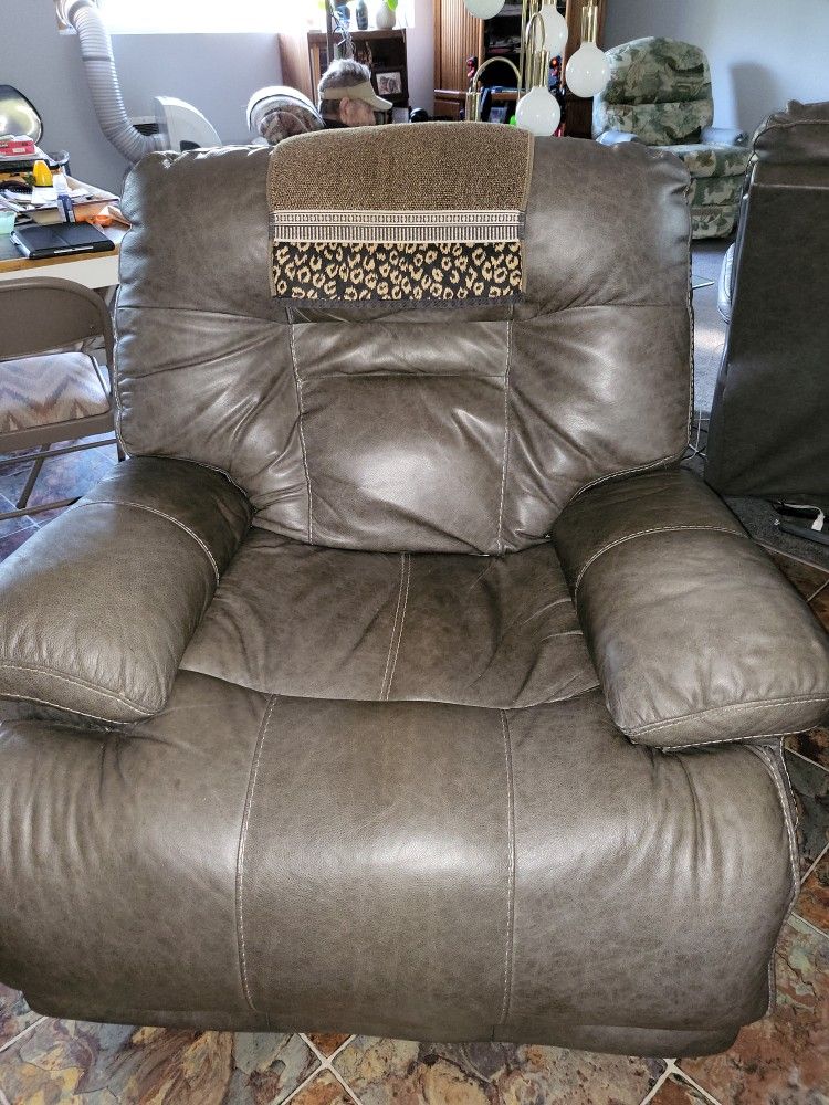 Powered Recliner From Ashleys Furn
