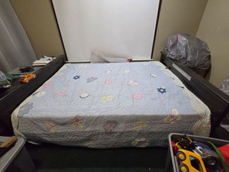Queen bed with mattress