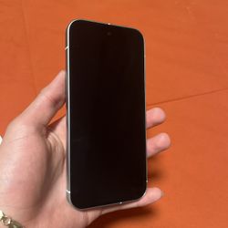 Google Pixel 9 With 128 GB Unlocked Brand New In Wintergreen