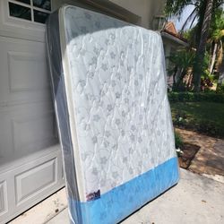 NEW QUEEN PILLOW TOP MATTRESS AND BOX SPRING -- Also Available In All Sizes.