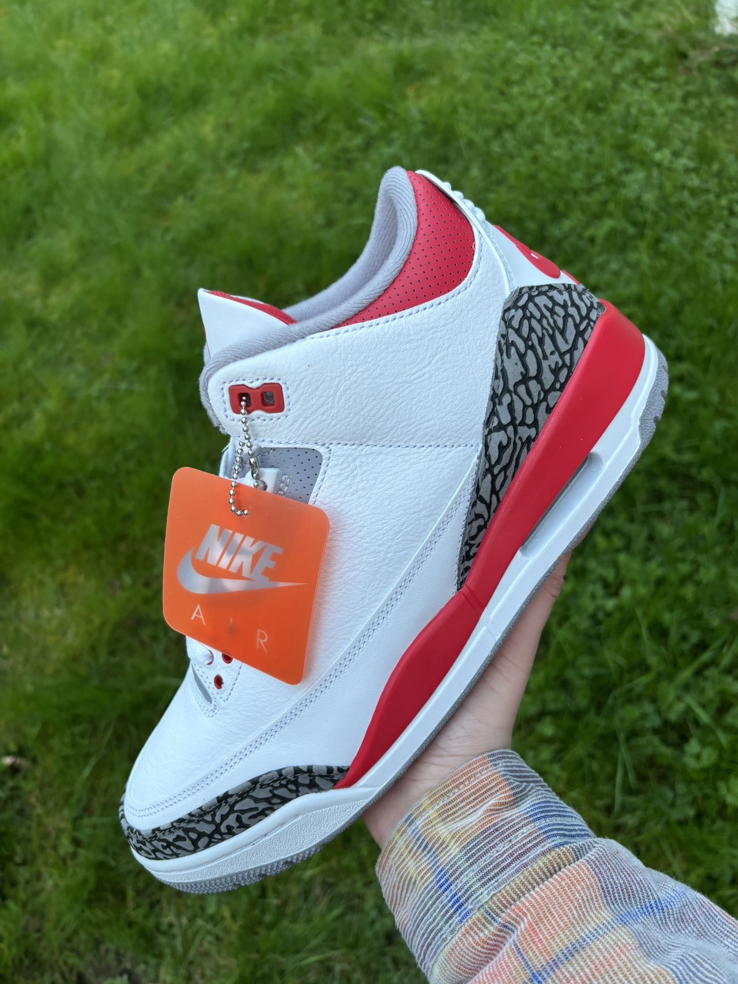 Jordan 3 Fire Red