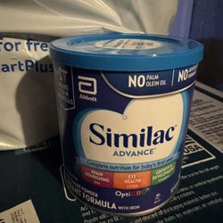 11 Cans of Similac Advance