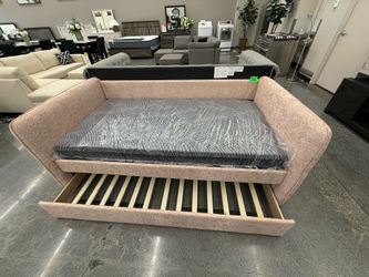 DAY BED