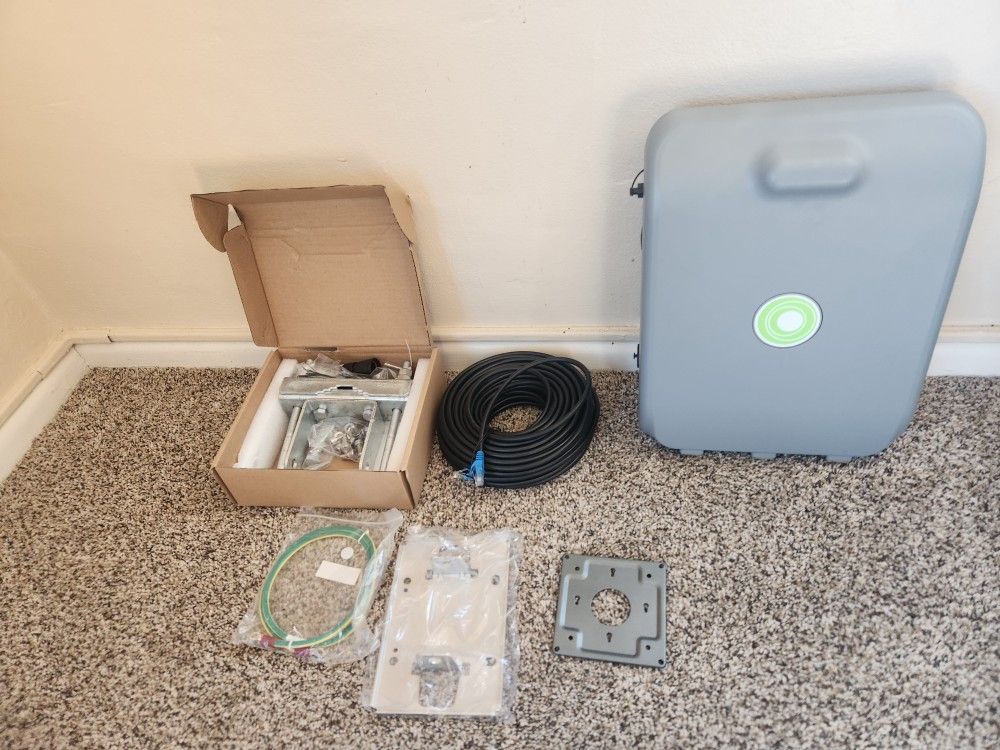Outdoor CBRS Radio