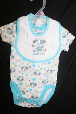 0-3 months onesie and bib