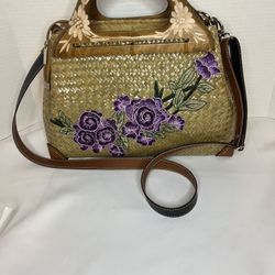 Beautiful Wicker Purse With Wooden Carved Handle, Embroidered Flowers,Zip Closes