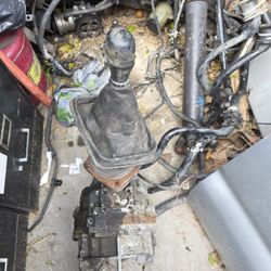 part's for Tacoma 2008 motor 2.7  transmission manual 