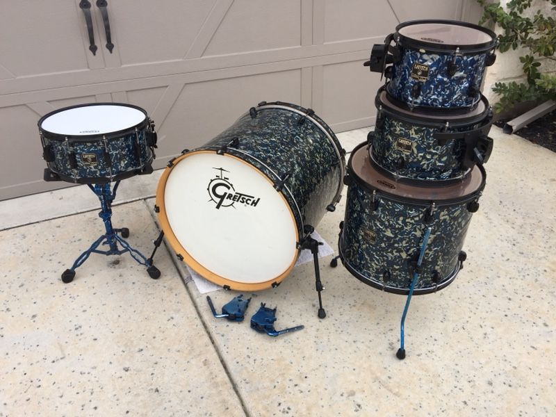 Gretsch Catalina Club Mod 5-Piece Drum Set, in Blue Alien