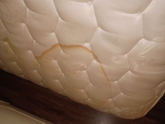 Queen Mattress And Box Spring 