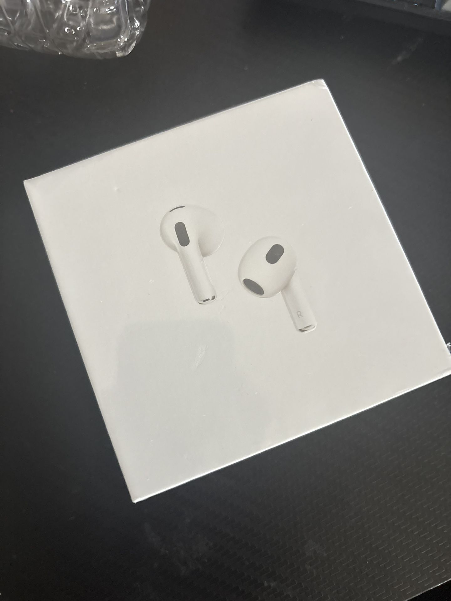 AirPod Gen 3