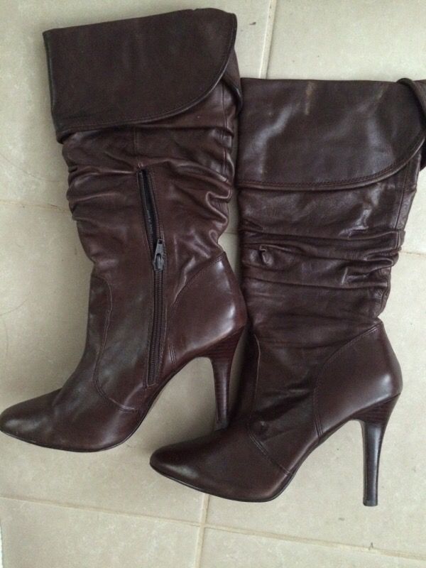Aldo womens boots sz 39