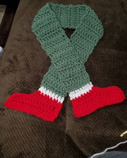 Crochet Christmas scarf