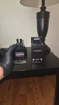 Valentino Uomo Born in Roma Intense EDP 100ml | 100% Authentic | Like New