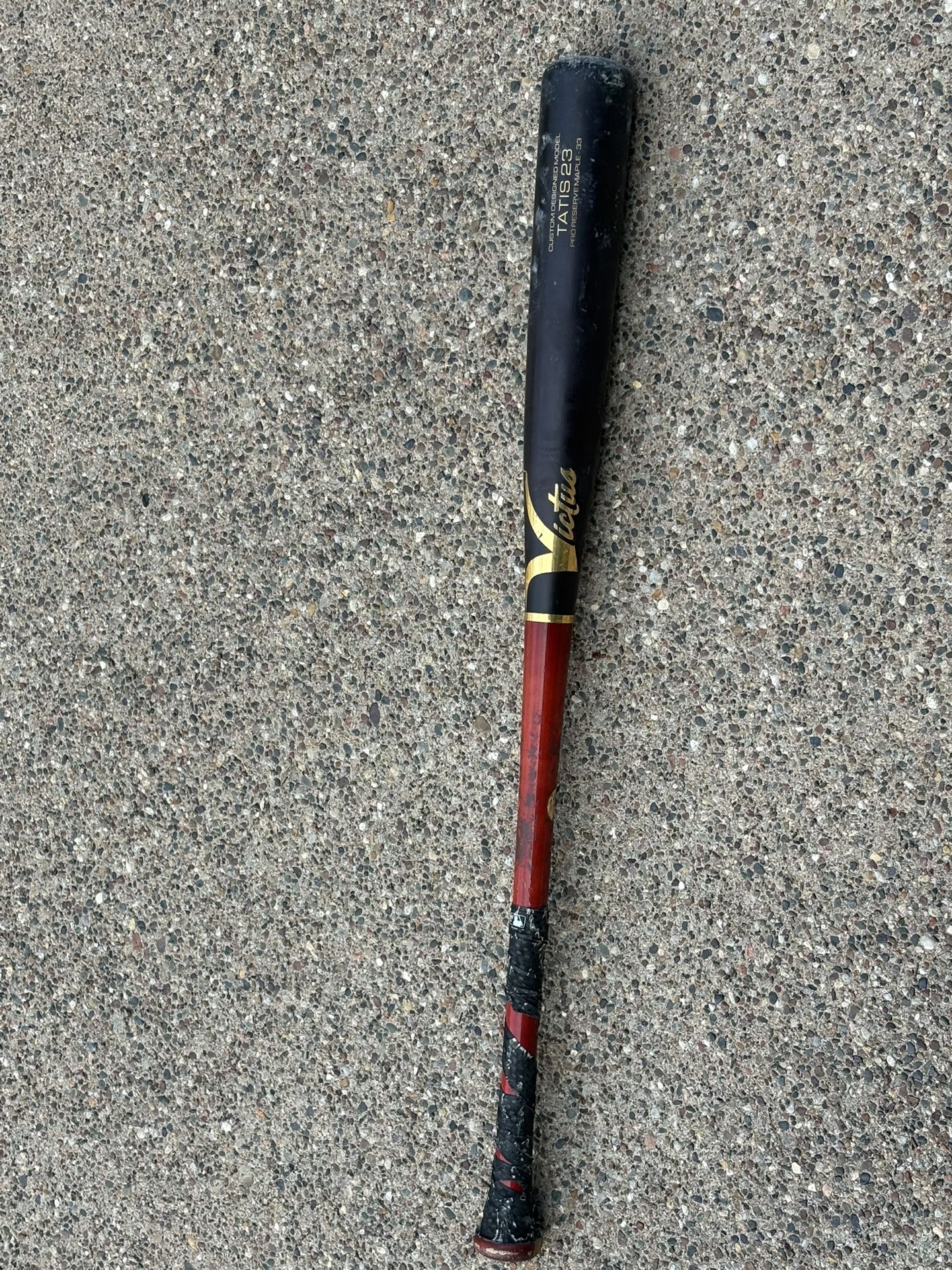 Victus Tatis Baseball Bat