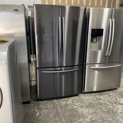 Black Stainless Steel mint condition 2016 model 26 cu. ft. French Door Refrigerator with Filtered Ice Maker Retails at $2,199.00 can Deliver