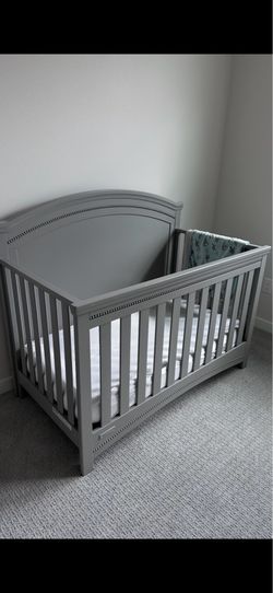 Crib with mattress