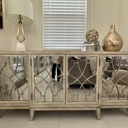 Rayne 72” Sideboard 