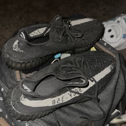 Yeezy 350 boost Oreo