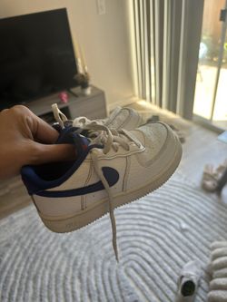 Boys Nikes