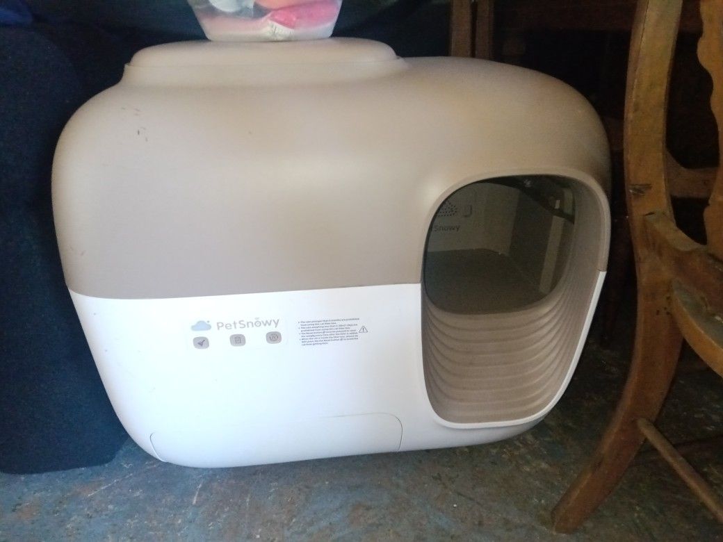 PetSnowy Automatic Self-Cleaning Litter Box 