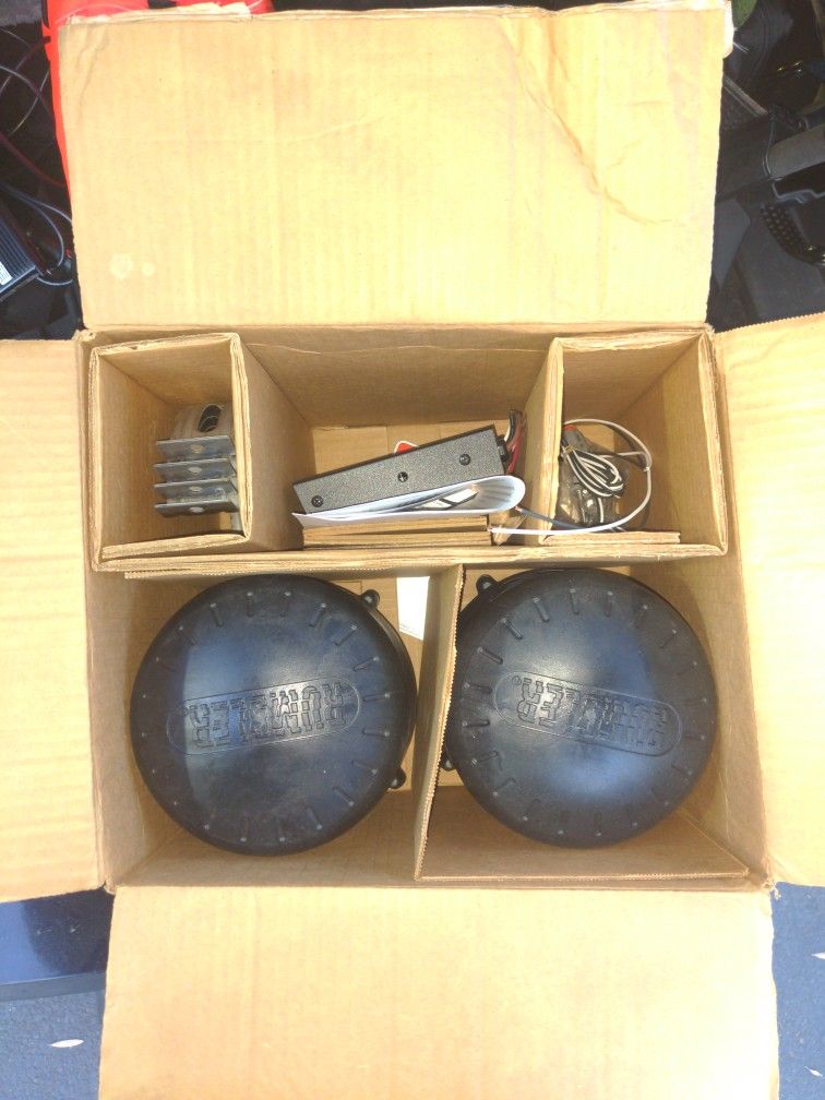 Federal Signal Rumbler Siren
