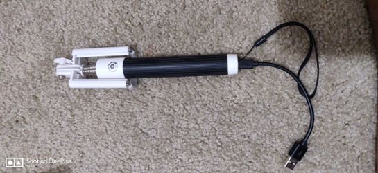 Onn Wireless Selfie Stick
