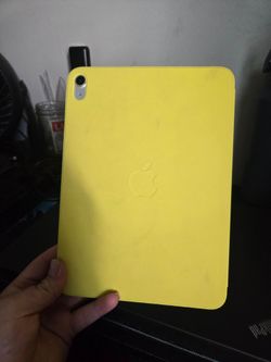 Apple iPad a16 w/(lemonade) smart folio case