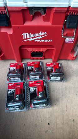 Milwaukee m12 red lithium high output XC 5.0 (NEW)