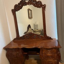 Solid Mohagany Vanity Dresser With Mirror $575