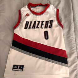 Adidas Damian Lillard Jersey (kids)
