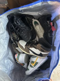 Nike Shoes - Bunch Size 12