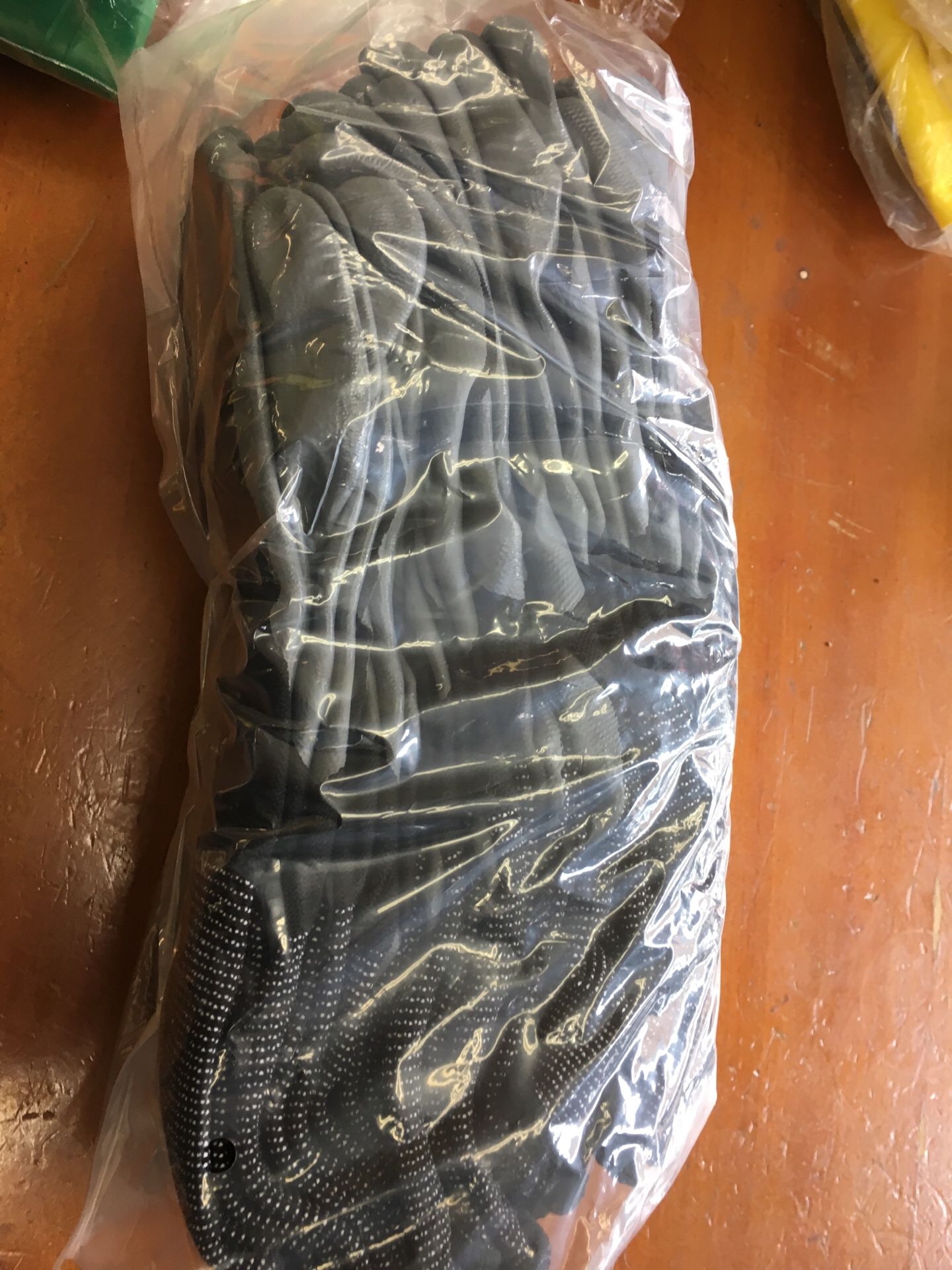 Atlas 370 black 12prsb