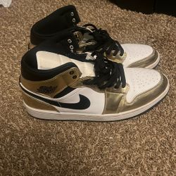 Jordan 1 Mid’s 