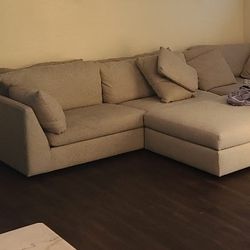 Spacious And Stylish Couch $400