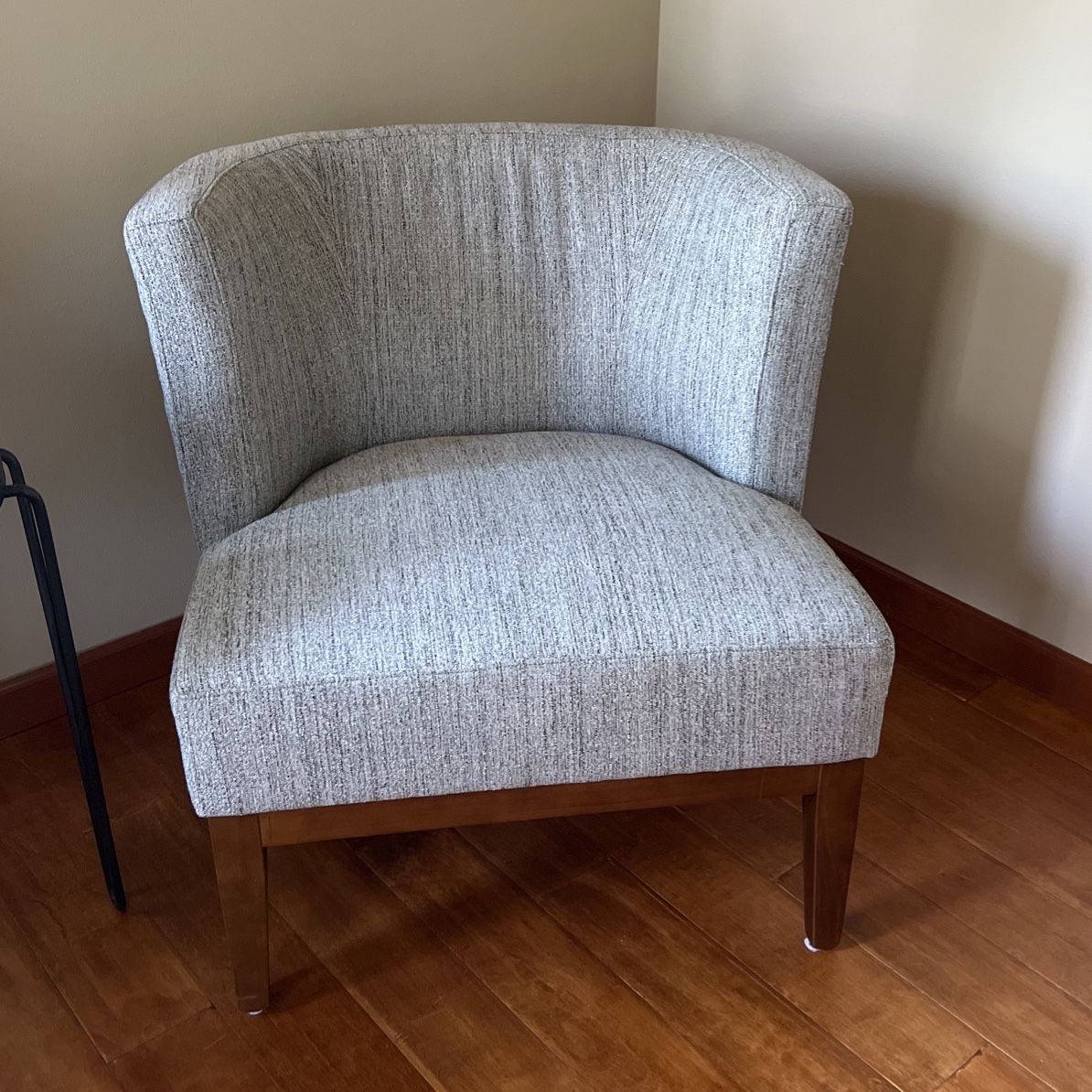 Gray Tweed Curved Back Jaden Chair for Sale in Mountlake Terrace WA OfferUp