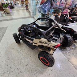 1 24v $550 blue red yellow black /
 2 24v battery $600 green, pink, black, red ,blue
Can-am maverick remote control leather seats shocks soft tires sc