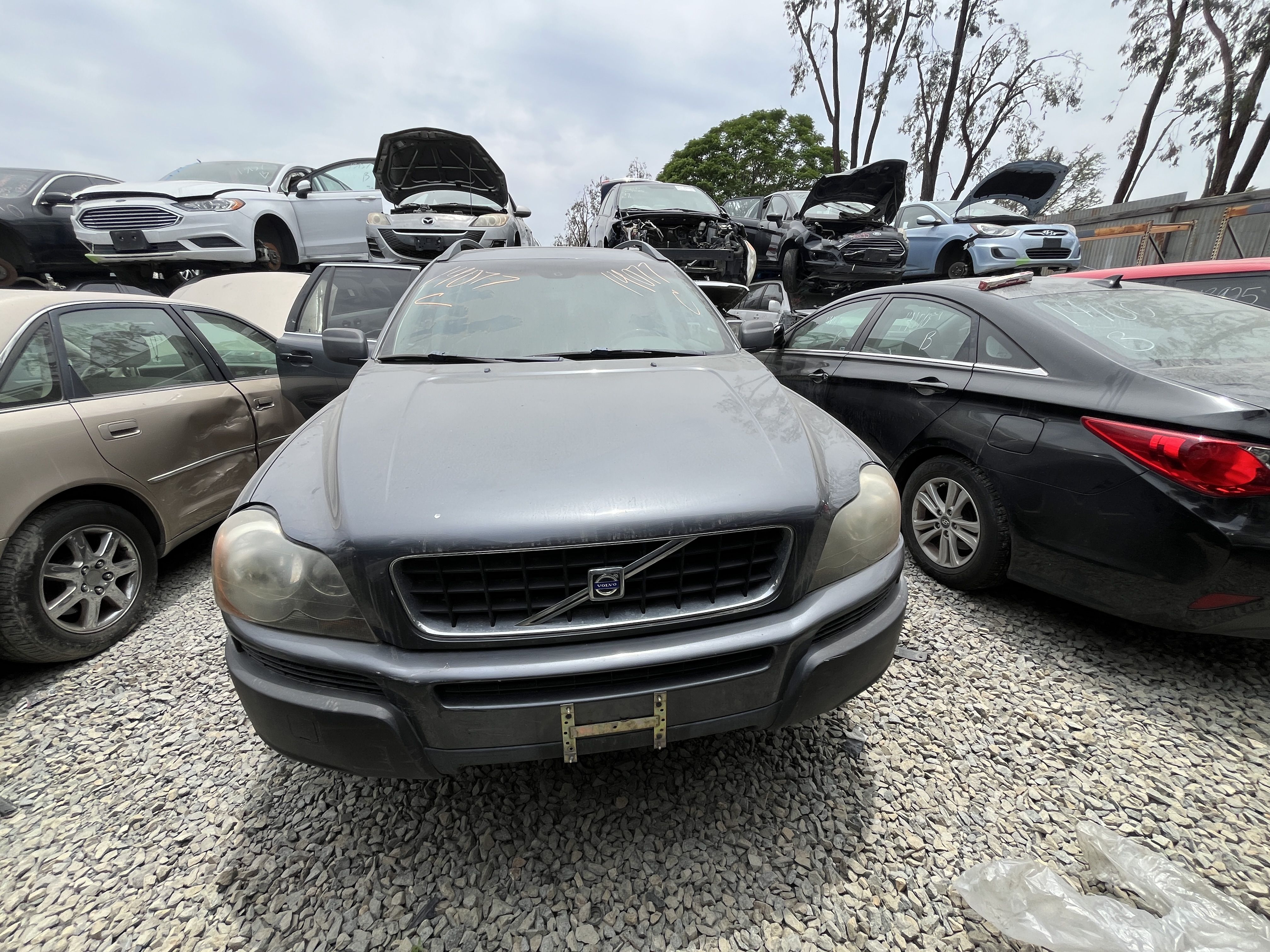 Parts for VOLVO XC90 FWD 5C 4D SUV 4.4L 2005 - Stock #14077
