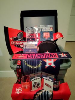 Houston Astros 2022 World Series Memorabilia OBO