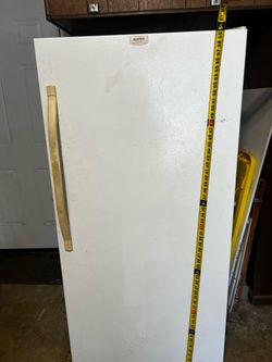 Kenmore Vertical Deep Freezer