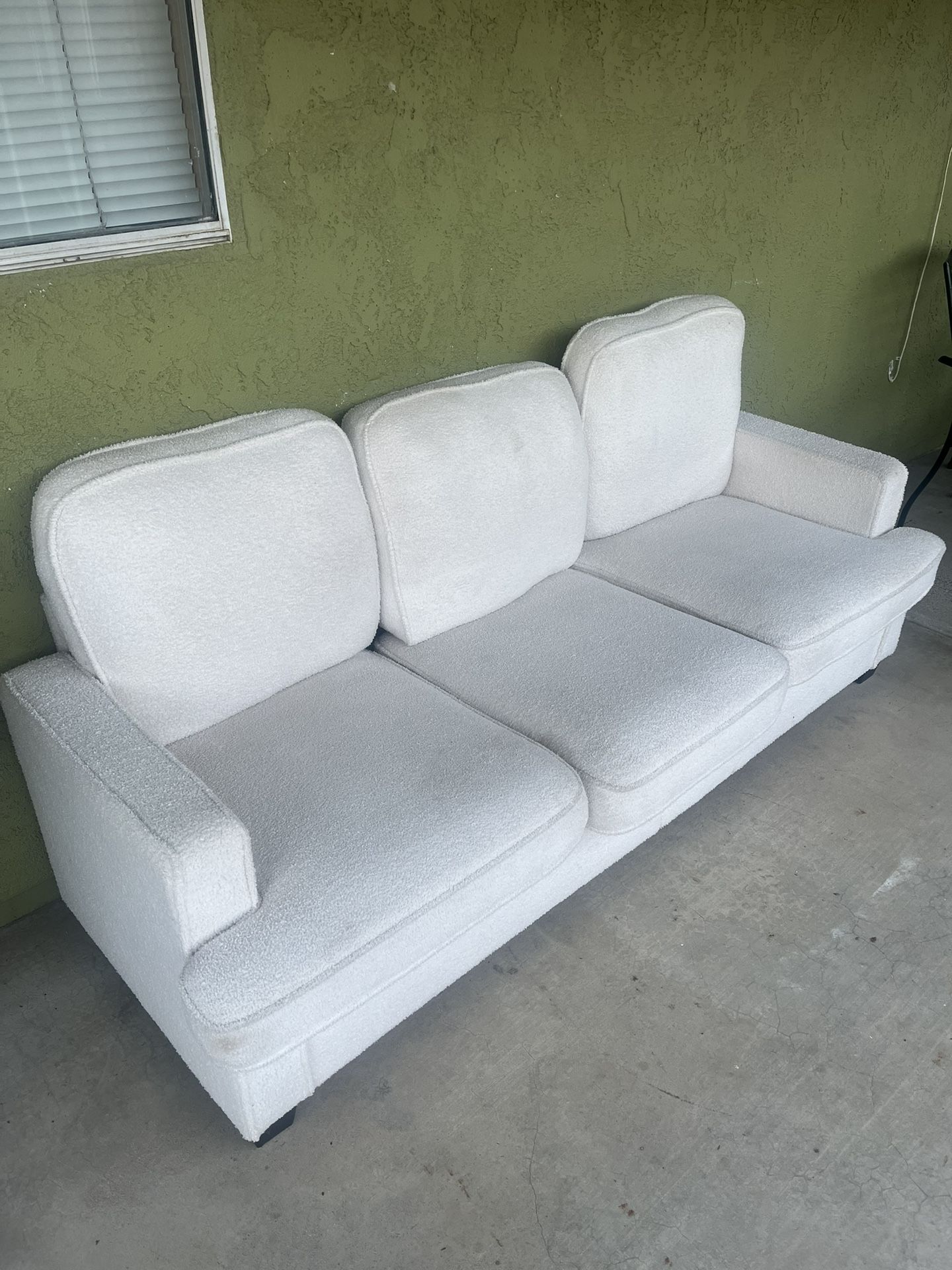 Sofa / Couch