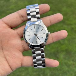 Michael KORS Slim Runway Silver-Tone Watch women’s