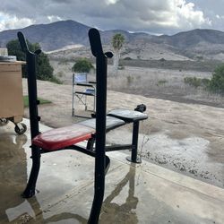 Adjustable Weight Bench