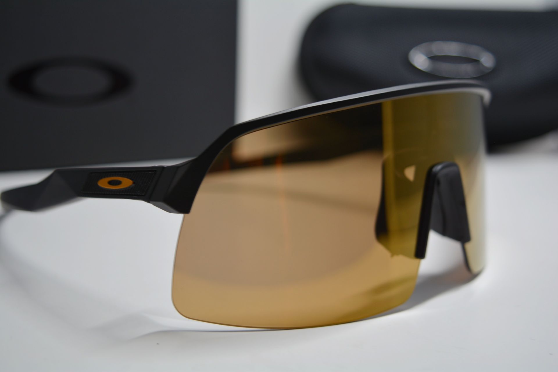Oakley Sutro Lite 24 Gold Prizm