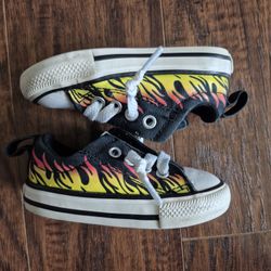 CONVERSE Chuck Taylor All Star "Into The Flames" Toddler Shoes Size 5