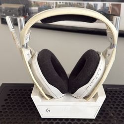 Logitech Asrto A50 lightspeed like new