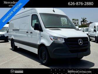 2024 Mercedes-Benz eSprinter 2500