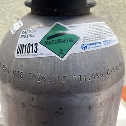 CO2 tank