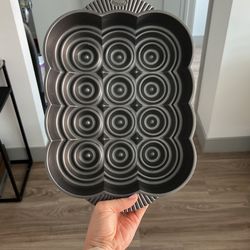 Baking Pan - Cinnamon Rolls